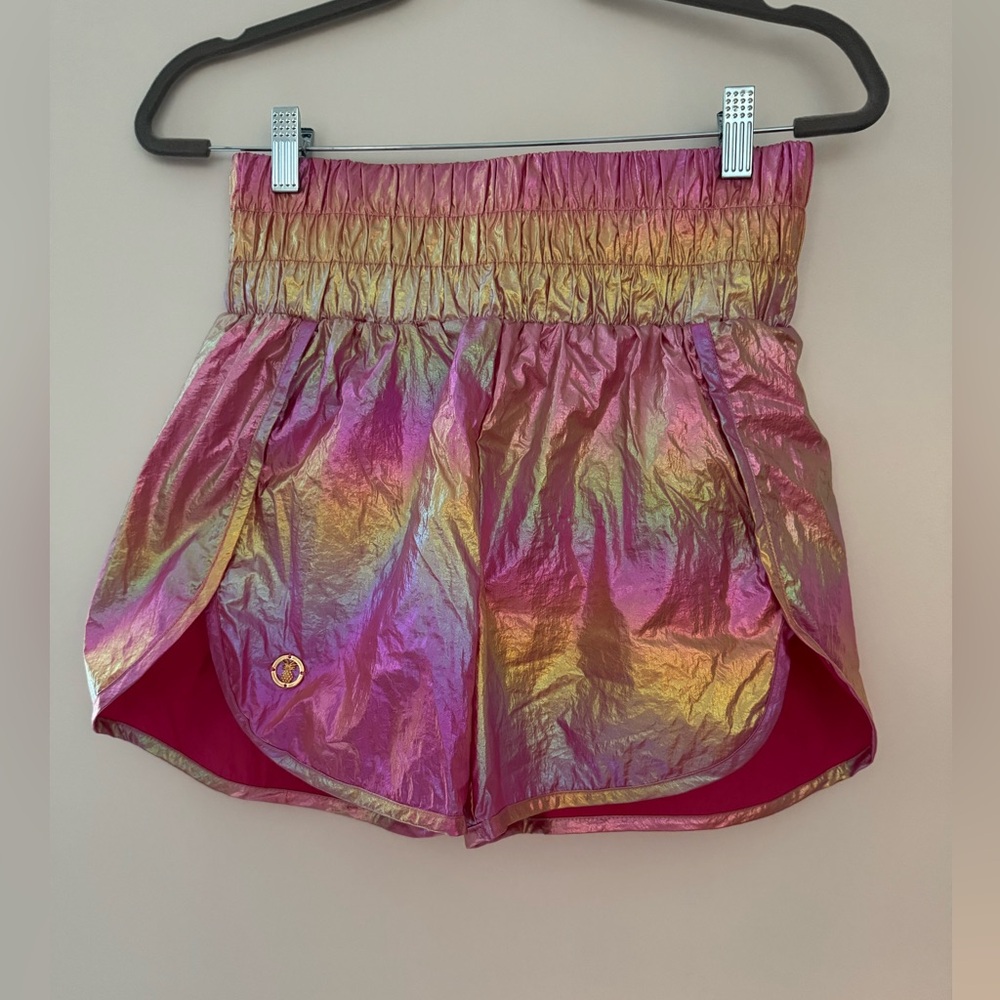 Simply Southern iridescent pink shorts, NWOT, small
